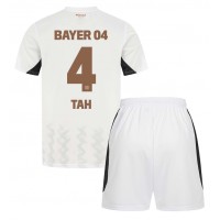 Bayer Leverkusen Jonathan Tah #4 Bortatröja Barn 2024-25 Kortärmad (+ Korta byxor)